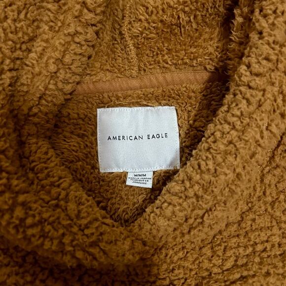American Eagle Sherpa Teddy Pullover size Medium - Picture 7 of 10